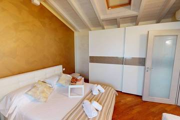 Chalet per 5 Persone in Manerba del Garda, Prealpi Gardesane, Foto 2