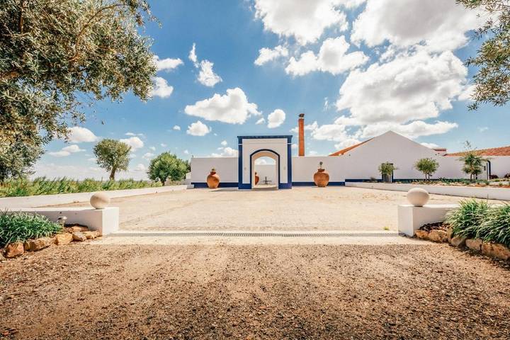 Casa de férias para 2 pessoas, com vista e jardim e ainda piscina, com animais de estimação em