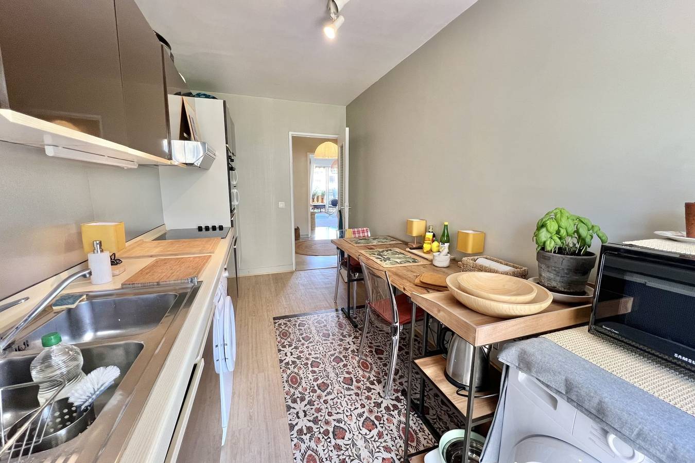 Geheel appartement, Apartment for 2 with balcony - near park in Vallauris, Cannes regio