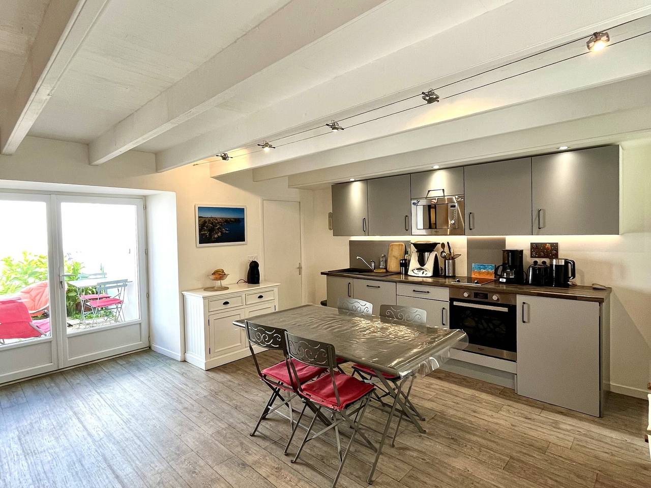 Renoviertes Haus im Ortszentrum, 3 Schlafzimmer, nahe Geschäfte in Groix, Côte des Mégalithes