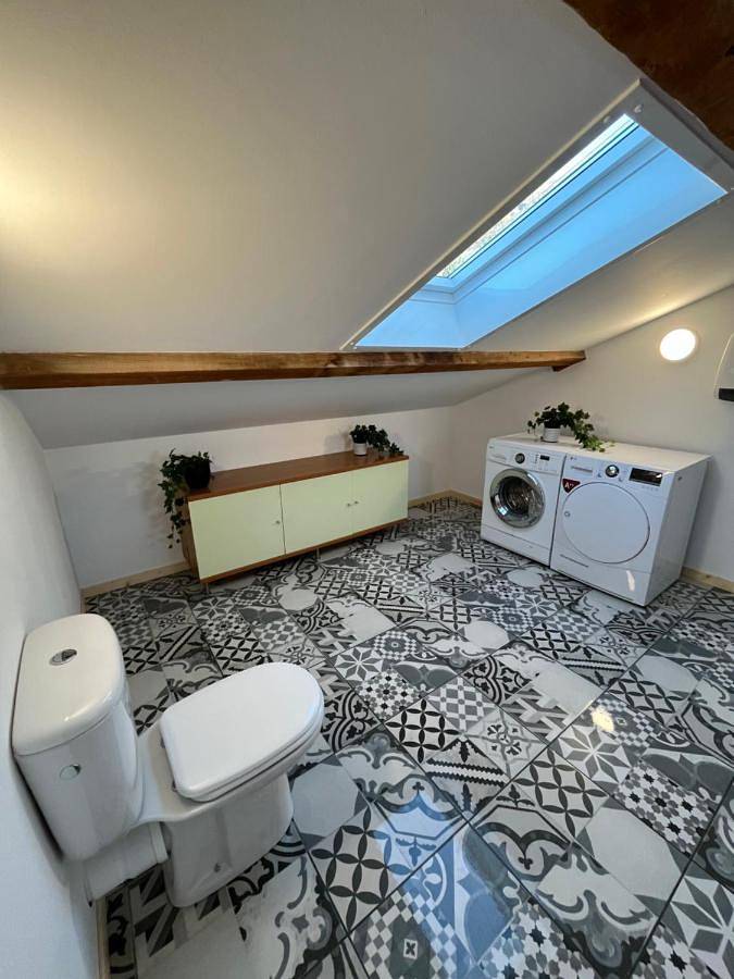 Gîte pour 11 personnes, avec vue, adapté aux familles à Tarascon-sur-Ariège - 4