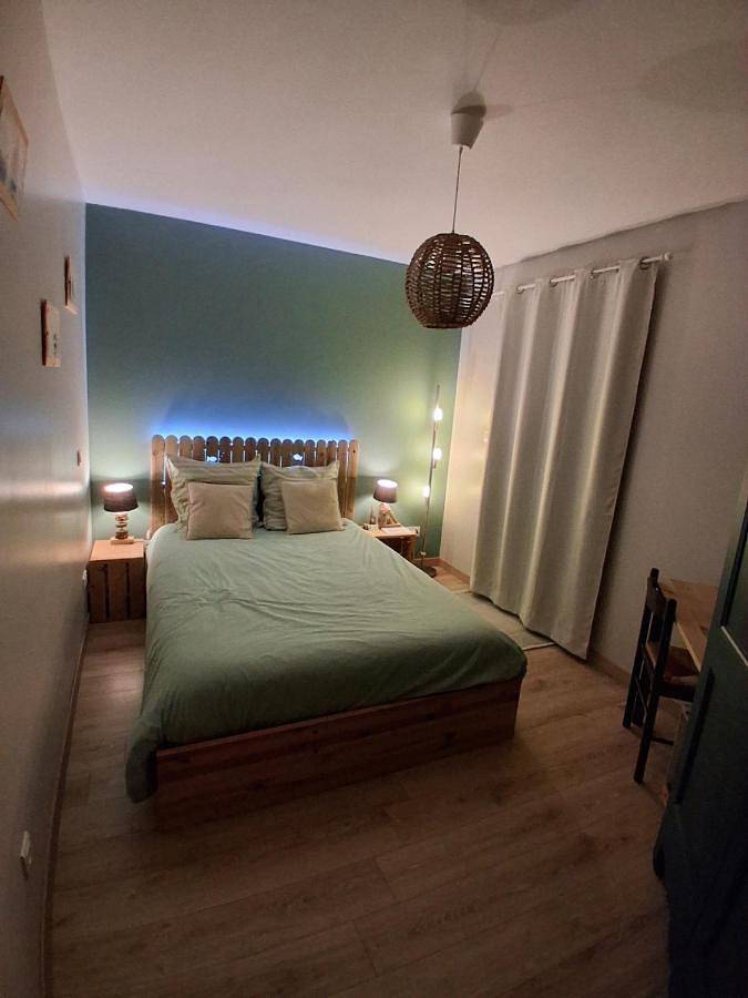 Chambre d’hôte pour 2 personnes, avec jardin et jacuzzi dans Parc naturel régional des Grands Causses - 4