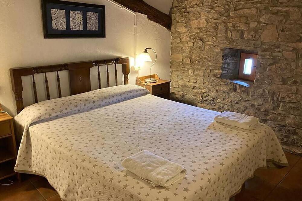 Nice and quiet house near Barcelona, pool and private barbecue. in Avinyó, Pla de Bages DO