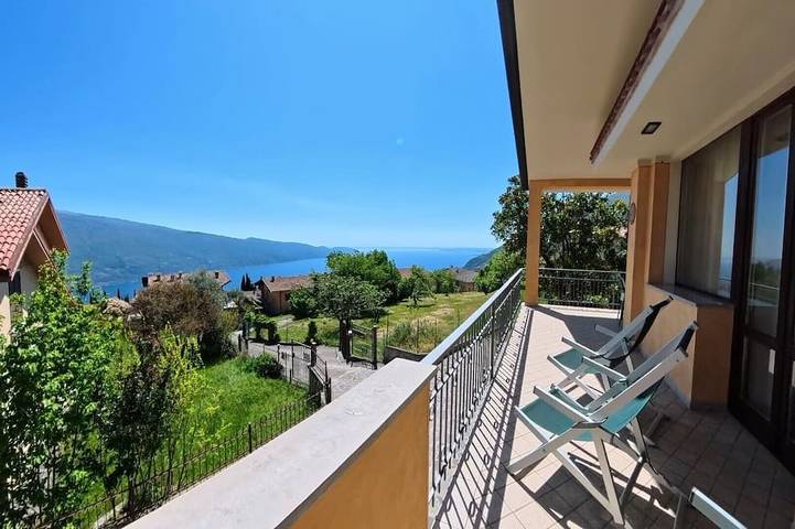 Ferienhaus für 8 Personen, mit Garten