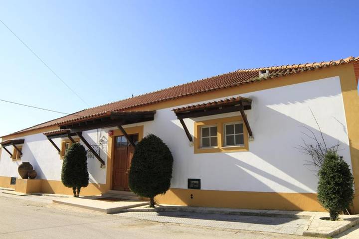 Casa rural para 3 personas, con Terraza y Jacuzzi además de Jardín y Piscina en Alentejo - 4