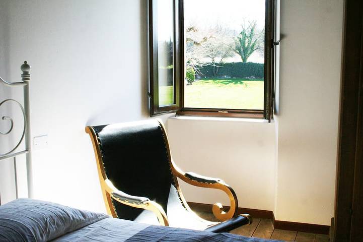 Apartamento entero, Isidoro: apt. de buen gusto, cerca de Peschiera del Garda, rodeado de vegetación in Valeggio sul Mincio, Provincia de Verona