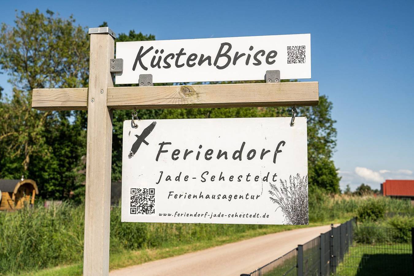 Küstenbrise – hundefreundliches Ferienhaus mit Sauna an der Nordseeküste in Sehestedt (Jade), Jade