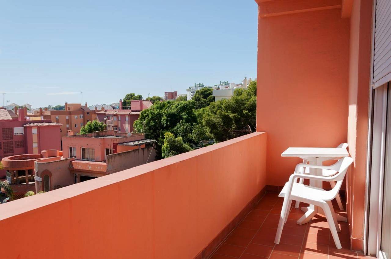 Hostal La Palmera in Torremolinos Centre, Torremolinos