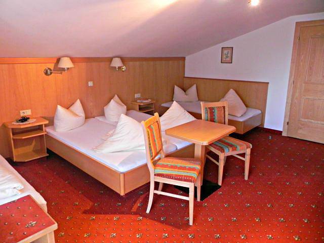 Hotel für 3 Personen, mit Sauna und Garten, kinderfreundlich in Radfeld - 4