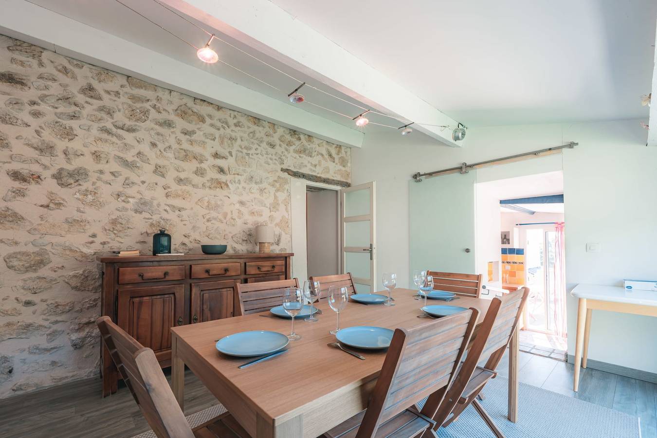 Ganze Wohnung, L'Atypique - Cabanon 3 ch et terrasse au calme in Niolon, Le Rove