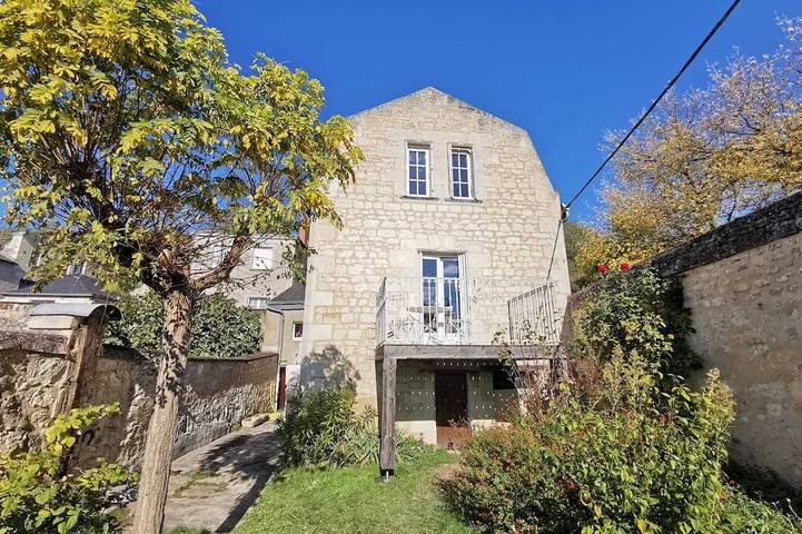 Maison proche centre ville avec jardin et terrasse in Chinon, Vallée de la Loire