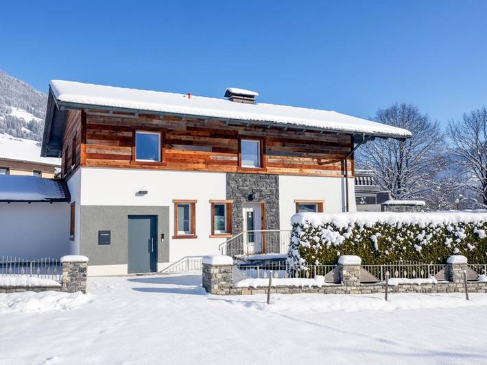 Chalet für 8 Personen, mit Balkon und Garten - 1