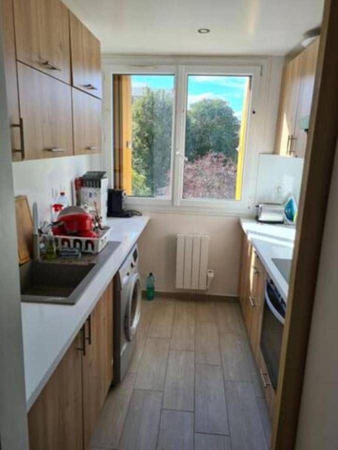 Appartement entier, Sunny and renovated flat in secure residence in La Garenne-Colombes, Hauts-de-Seine