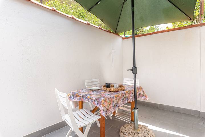 Gîte pour 4 personnes, avec terrasse à Mondello - 3
