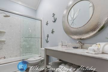 Vacation House for 24 Guests in Emerald Coast, Florida Panhandle, Picture 4