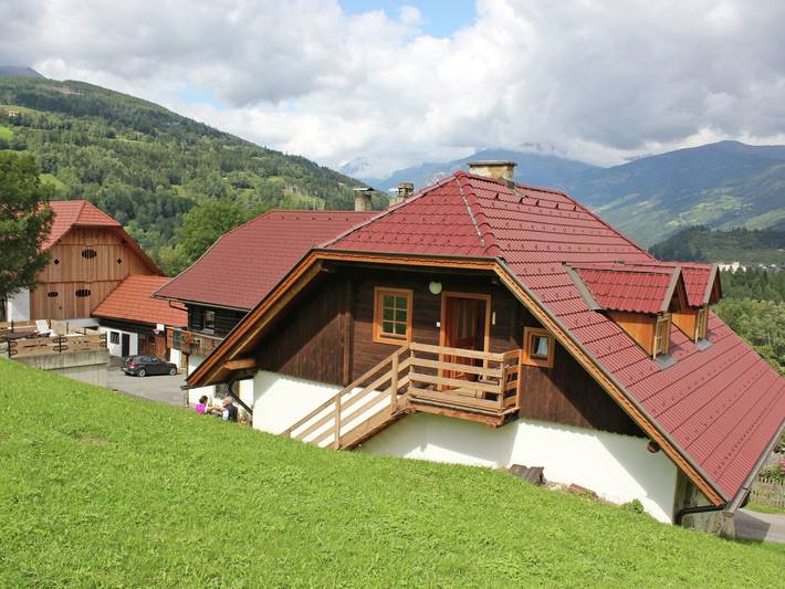 Ferienwohnung für 4 Personen, mit Balkon und Terrasse sowie Garten in Lieser-Maltatal