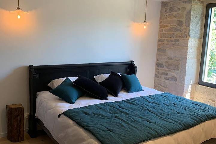 Location de vacances pour 4 personnes, avec jardin ainsi que terrasse et piscine à Bozouls - 2