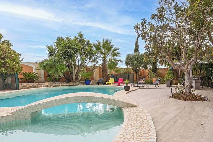 Cottage pour 4 personnes, avec terrasse et jardin à Marseille