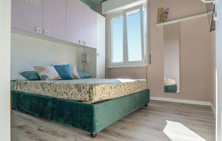 Appartement de vacances entier, Appartement confortable avec terrasse, WiFi et parking - Arona in Arona (Lago Maggiore), Commune de Arona