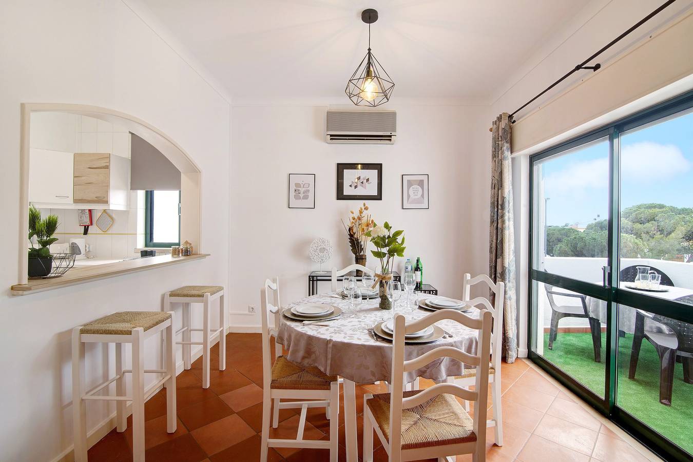 Appartement entier, Appartement "Medusa", proche mer avec balcon et Wi-Fi in Praia da Falésia, Albufeira