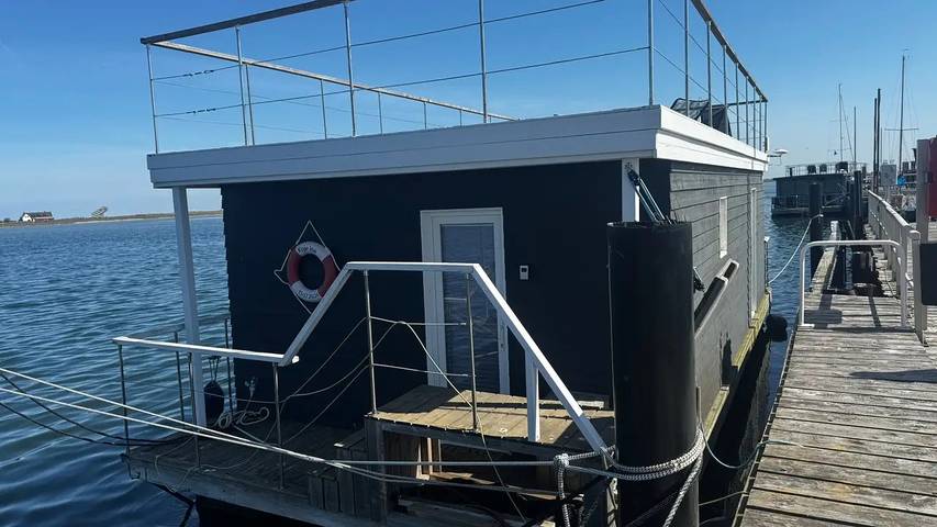 Boot für 6 Personen, mit Terrasse, mit Haustier in Heiligenhafen - 2