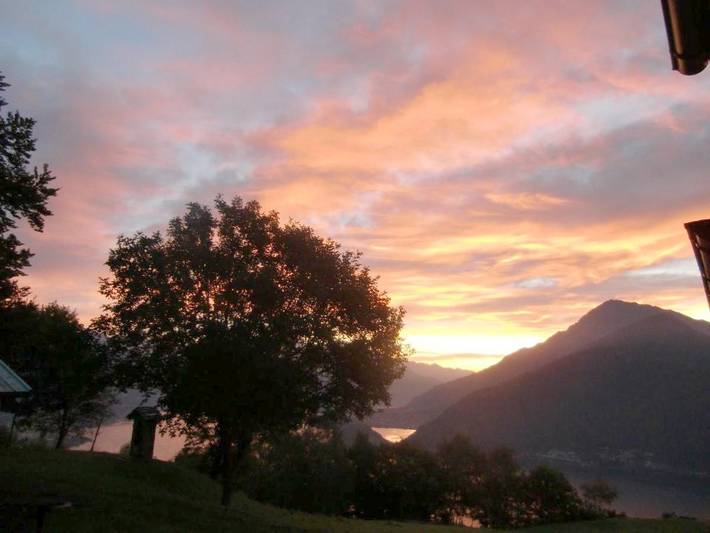 Ferienwohnung für 5 Personen, mit Ausblick und Seeblick sowie Garten in Pianello del Lario - 3