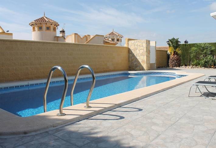 Villa 'Capricho' com vista para a montanha, piscina e Wi-Fi in Mazarron Country Club, Mazarrón