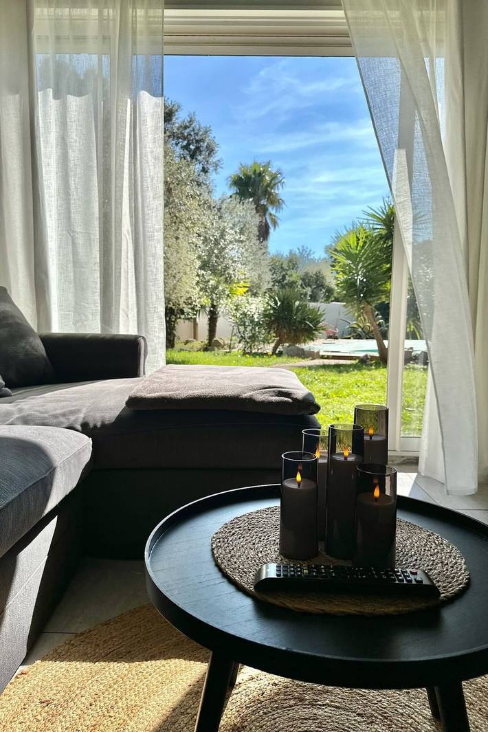 Location de vacances pour 8 personnes, avec terrasse et jardin, animaux acceptés à Figari - 3