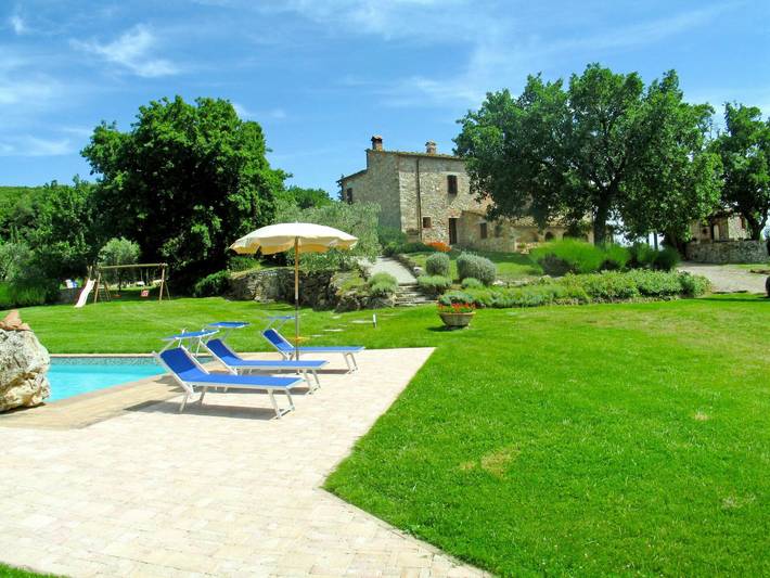 Agriturismo per 2 persone, con piscina e giardino in Gambassi Terme