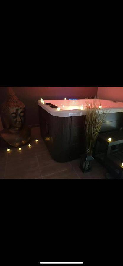 Gîte pour 2 personnes, avec terrasse et jacuzzi à Bouc-Bel-Air - 4