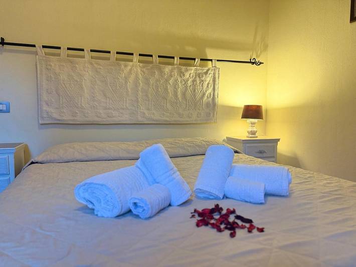 Maison d’hôte pour 2 personnes, avec balcon et vue à Bosa - 3