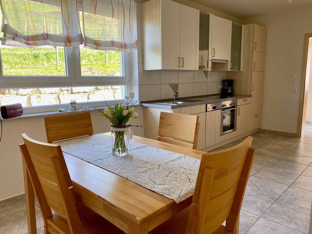 Entire apartment, Apartment 'Am Weinberg' with Garden, Balcony and Wi-Fi in Oberkirch, Central Black Forest