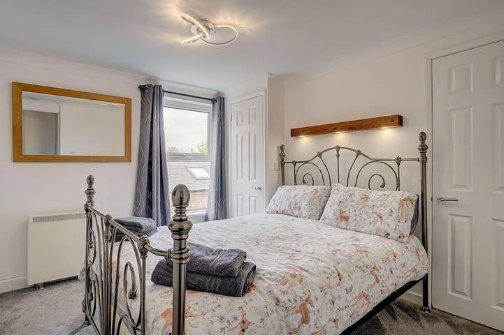 2 Old Chapel Cottages | Cosy Coastal Cottage in Winterton-on-Sea in Great Yarmouth, The Broads