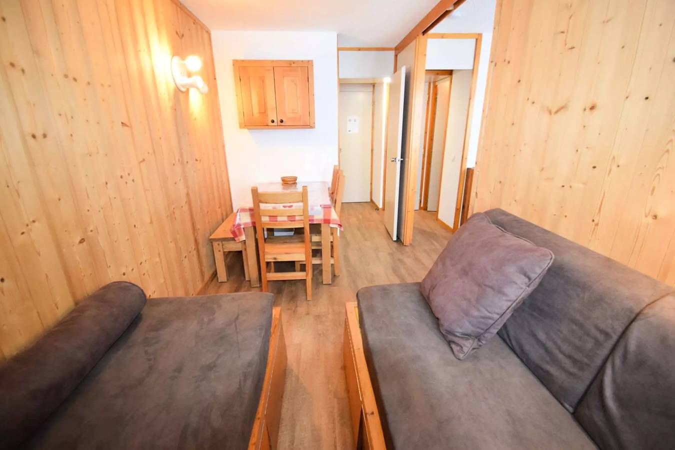 Appartement entier, Studio divisible 4 pers - Le Squaw Valley -040Sq-  Plagne Villages in Plagne Villages, La Plagne-Tarentaise