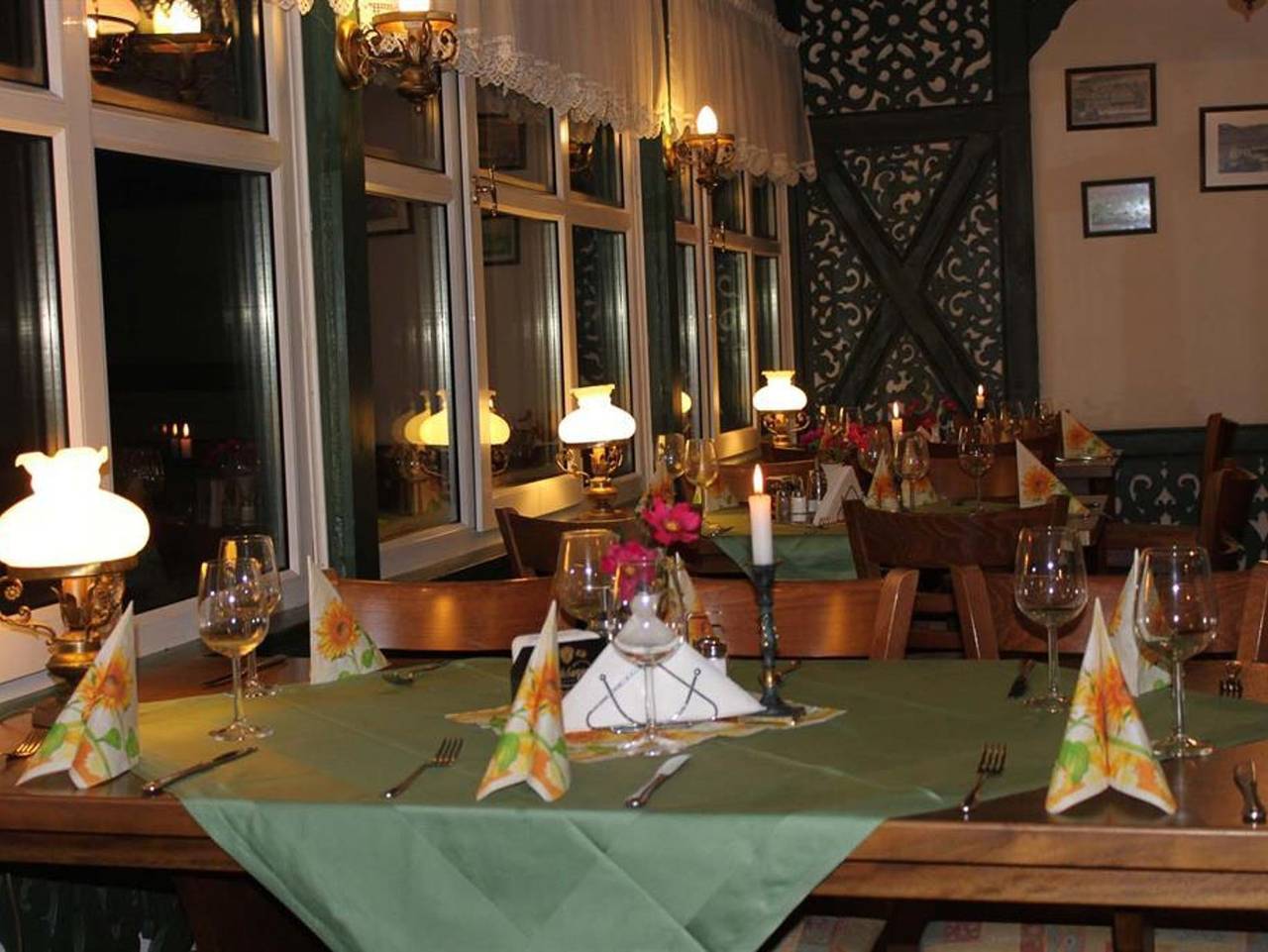 Gasthof Hertigswalde - Dreibettzimmer, Dusche, Wc in Sebnitz, Elbsandsteingebirge