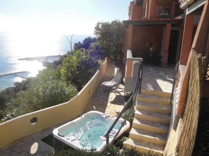 Villa pour 6 personnes, avec jacuzzi et jardin à Menton - 4