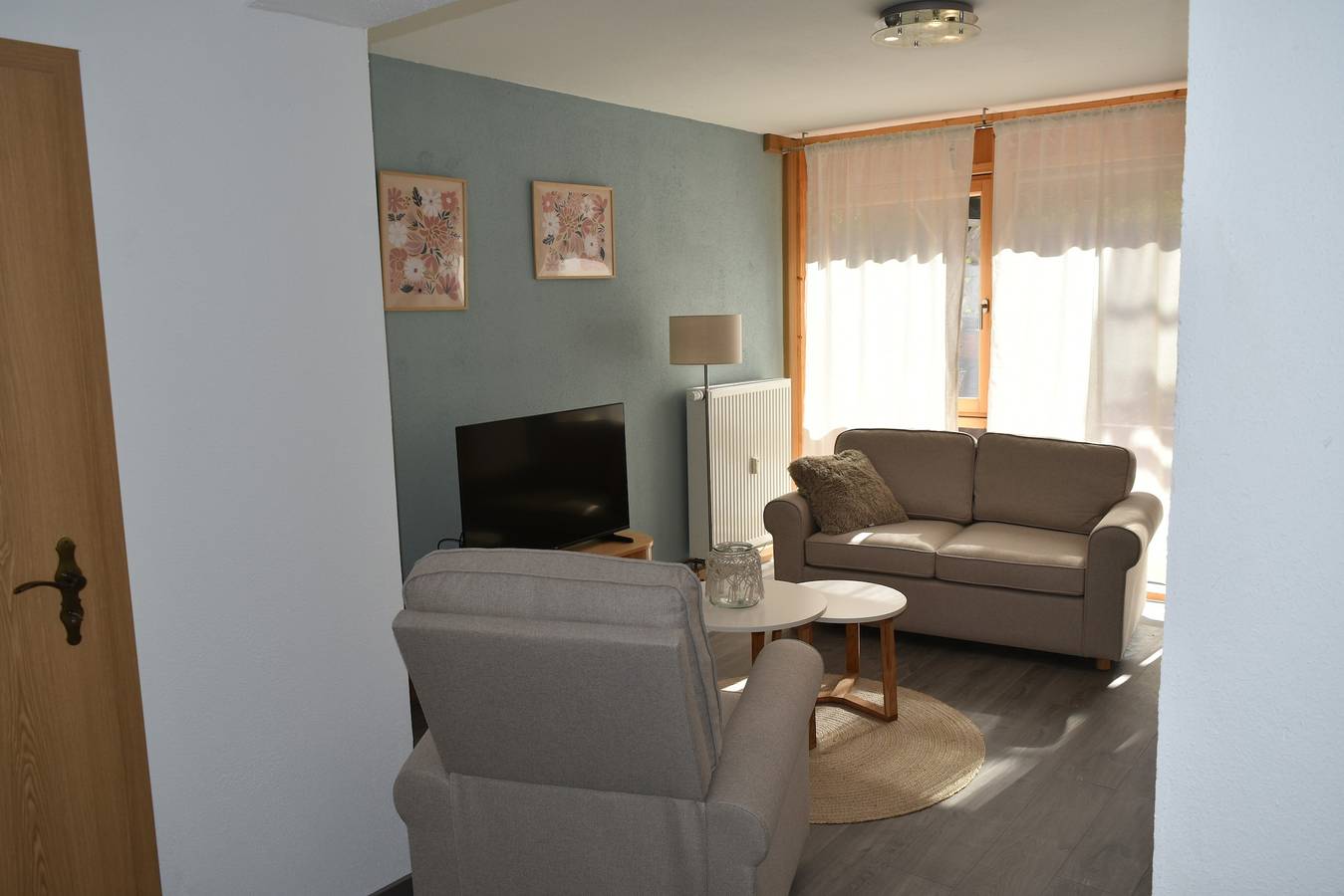 Geheel appartement, Appartement 'Carlo' met Privézwembad, Gedeeld Terras en Wi-Fi in Bindlach, Frankenalb