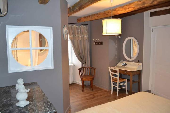 Location de vacances pour 4 personnes, avec jardin et jacuzzi à Saint-Amand-de-Coly - 4