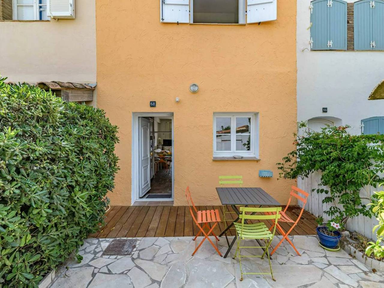 House with Ac and Wi-Fi, private mooring near the beach in Port Grimaud, Grimaud
