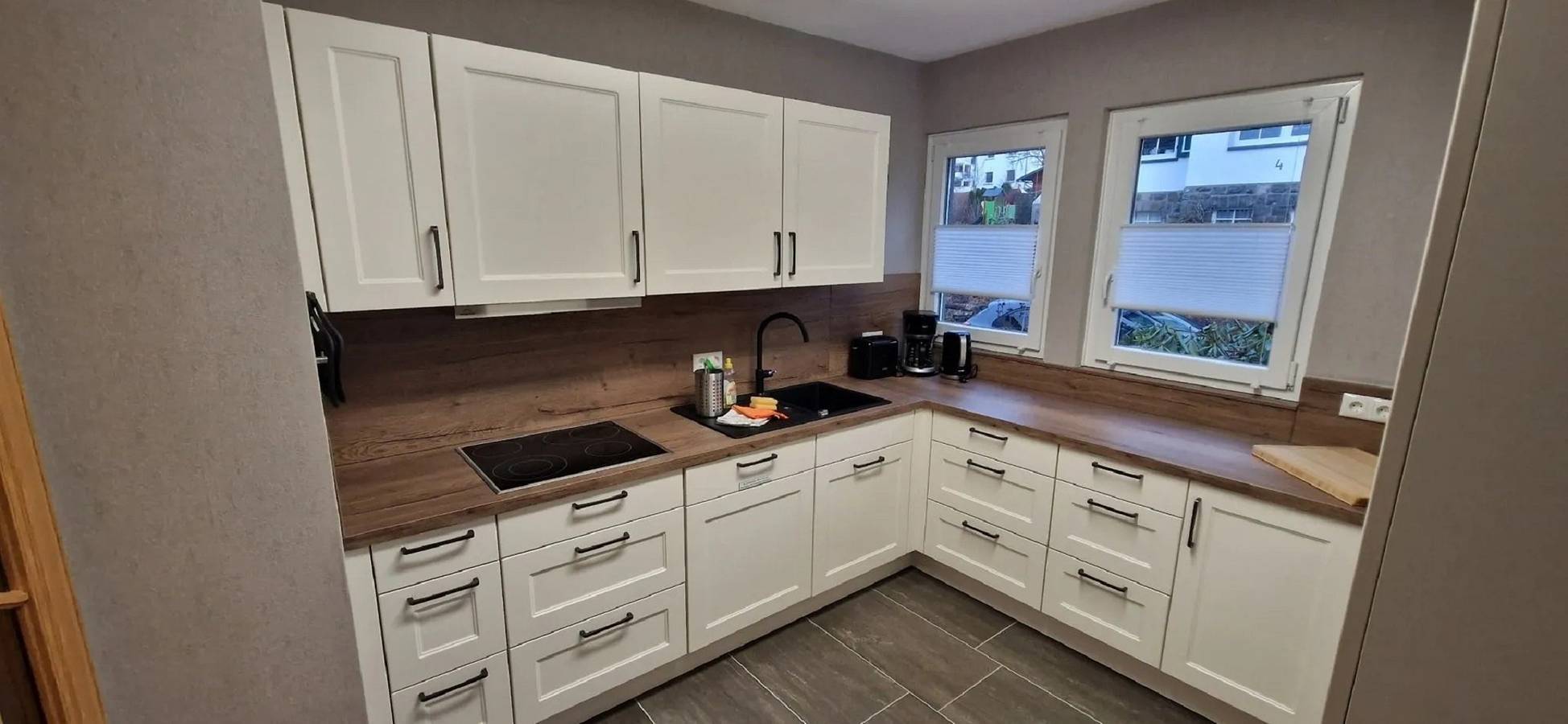 Ferienwohnung Hackenbracht - Ferienwohnung mit Balkon in Bad Berleburg, Kreis Siegen-Wittgenstein