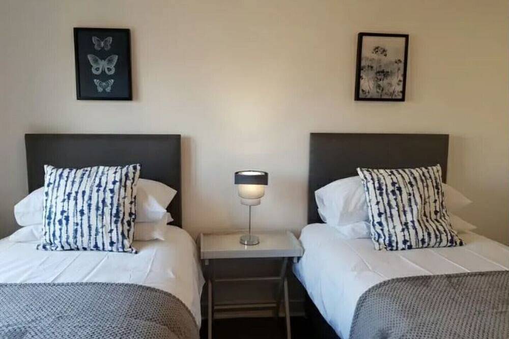 Ganze Wohnung, Komfortable, moderne Unterkunft, nur wenige Gehminuten vom East Kilbride Shopping und 25 Minuten vom Glasgow Centre entfernt. in Ost Kilbride, Süd Lanarkshire