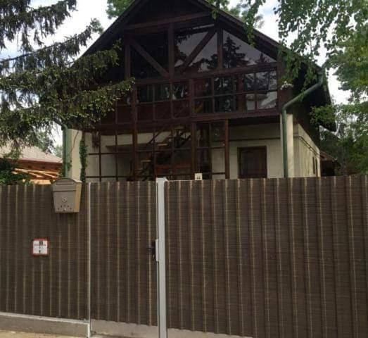 Ferienhaus für 12 Personen, mit Garten und Ausblick, kinderfreundlich - 1