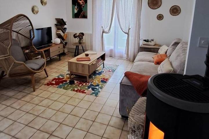 Location de vacances pour 4 personnes, avec jardin dans Époye - 2