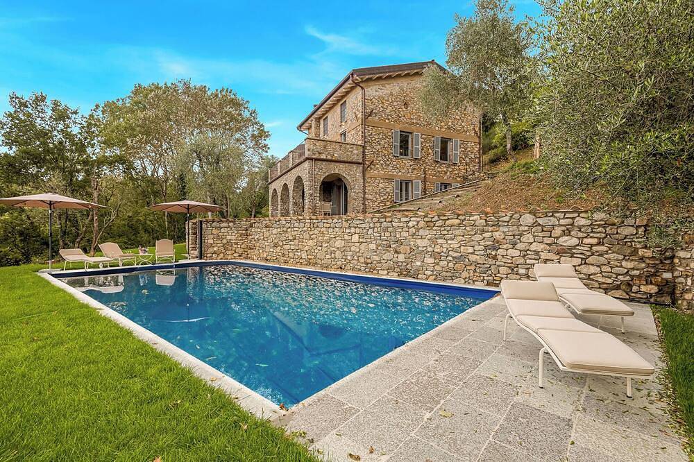 Villa delle Ginestre - 10pax with private pool and jacuzzi in Bagnone, Nationalpark Toskanisch-Emilianischer Apennin