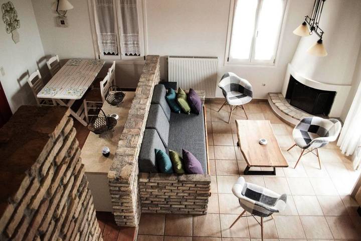 Villa pour 4 personnes, avec piscine ainsi que vue et jardin, adapté aux familles à Ithaque