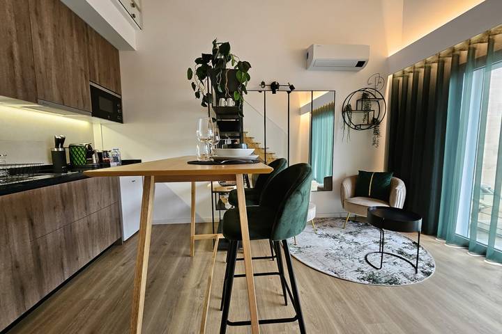 Ganze Ferienwohnung, Ferienwohnung für 2 Personen mit Terrasse in Marinha Grande, Leiria District