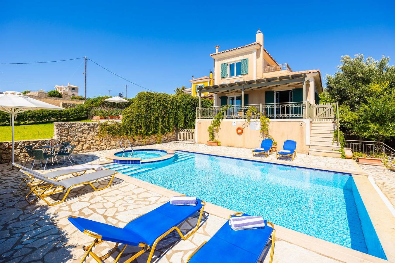 Villa für 6 Personen mit Whirlpool in Argostoli, Kefalonia