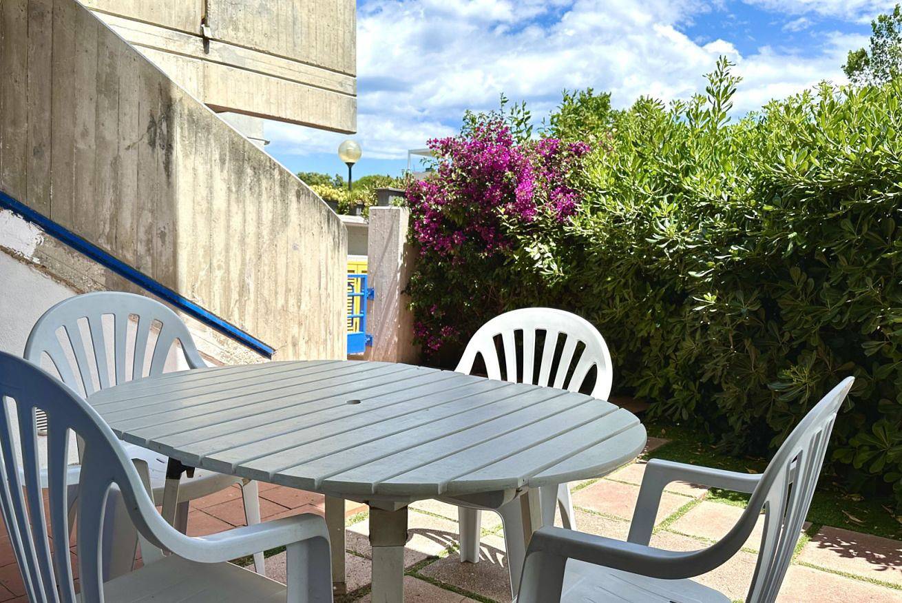 Entire apartment, M341 - Marcelli, Three-room apartment with garden close to the sea in Riviera del Conero