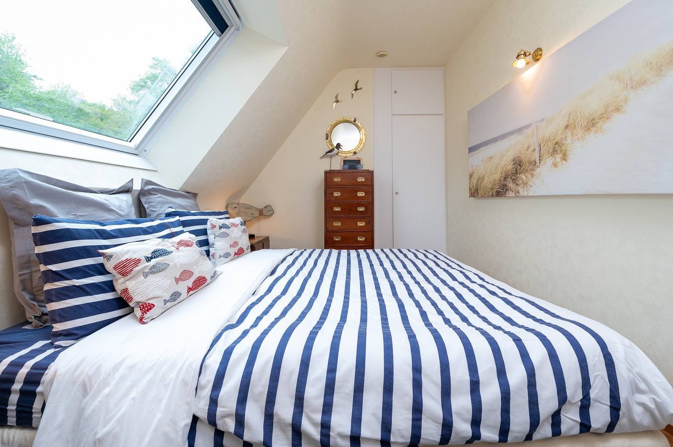 Chambre « Mer » avec piscine partagée, terrasse commune et Wi-Fi in Saint-Avé, Parc naturel régional du Golfe du Morbihan