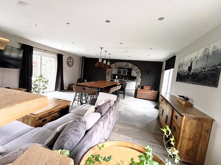 Location de vacances pour 14 personnes, avec jardin à Bertrix - 3